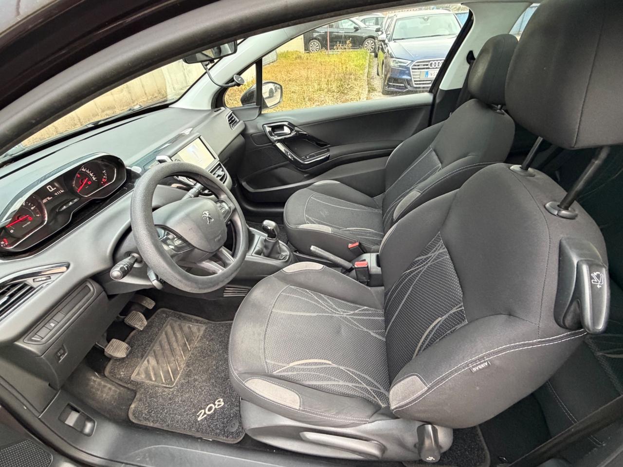 Peugeot 208 1.2 VTi 82 CV 5 porte Access