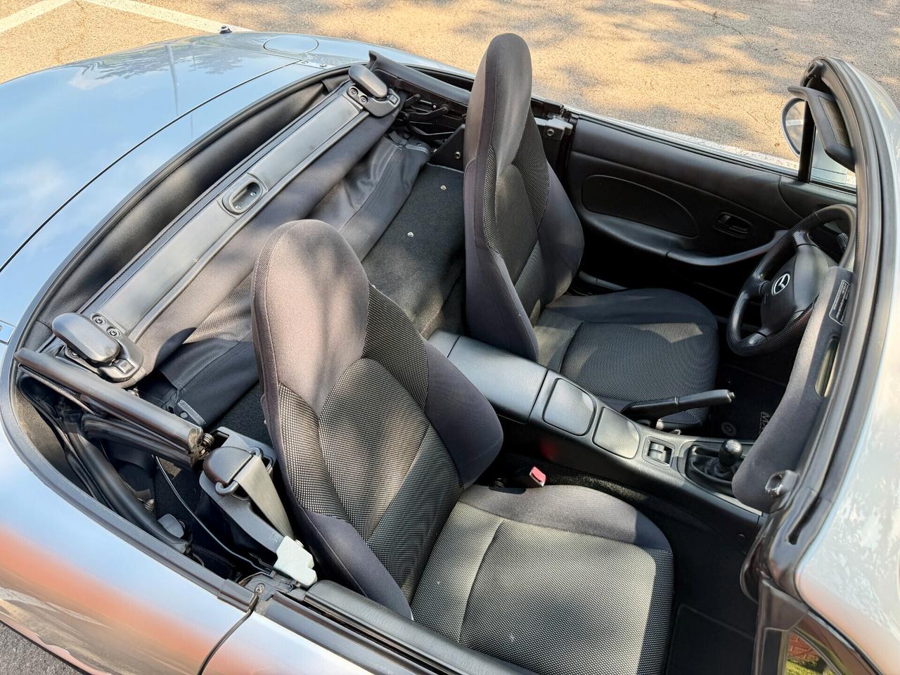 Mazda MX-5 1.6i 16V cat Trilogy