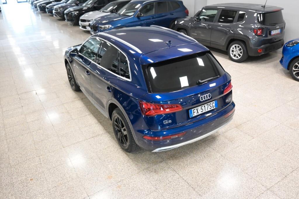 Audi Q5 35 TDI quattro S tronic Business Sport