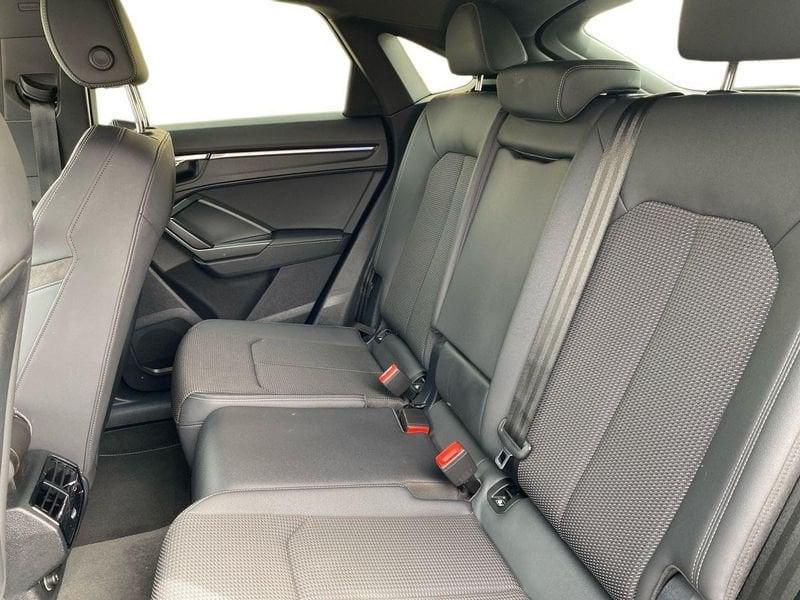 Audi Q3 Sportback 35 2.0 tdi S line edition s-tronic