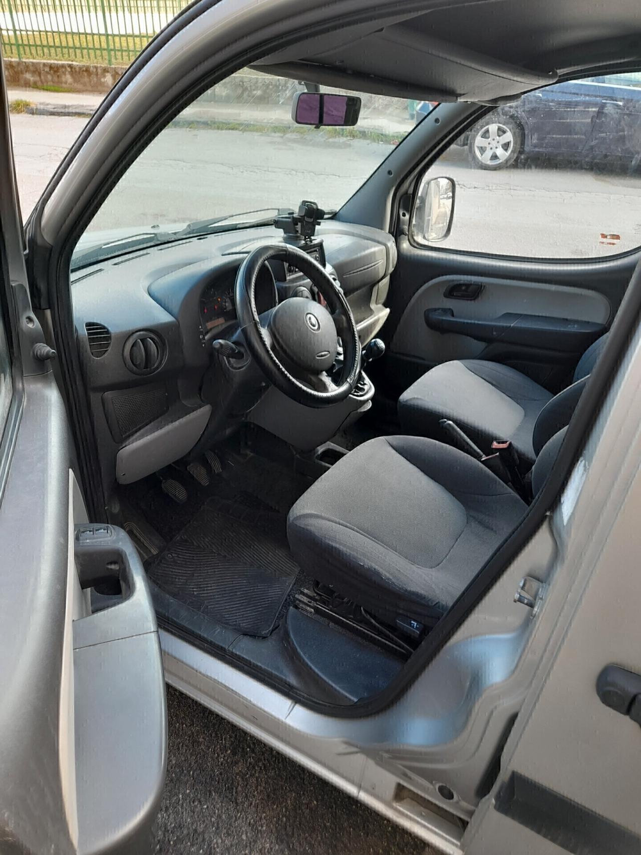 Fiat Doblo Doblò 1.6 16V Natural Power Active