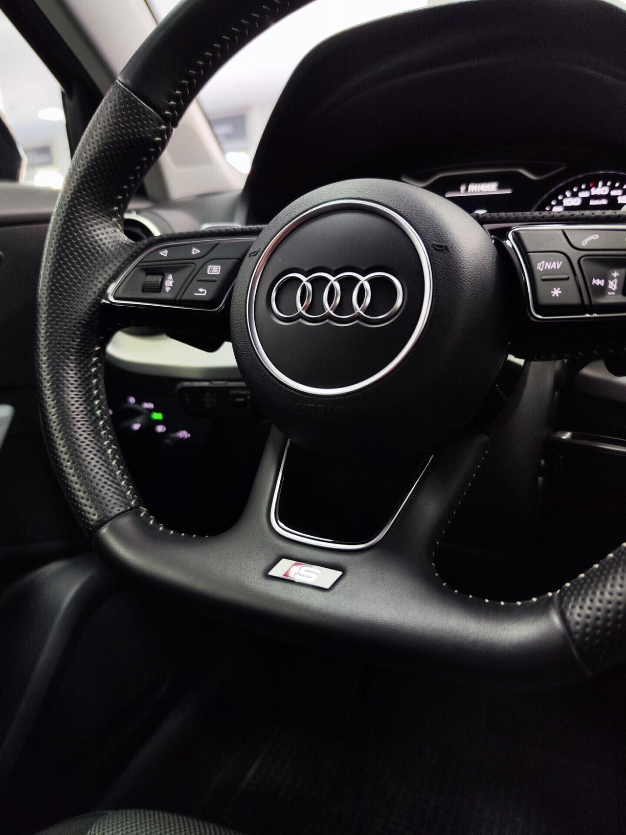 Audi Q2 30 TDI 116cv S tronic S line Edition Black