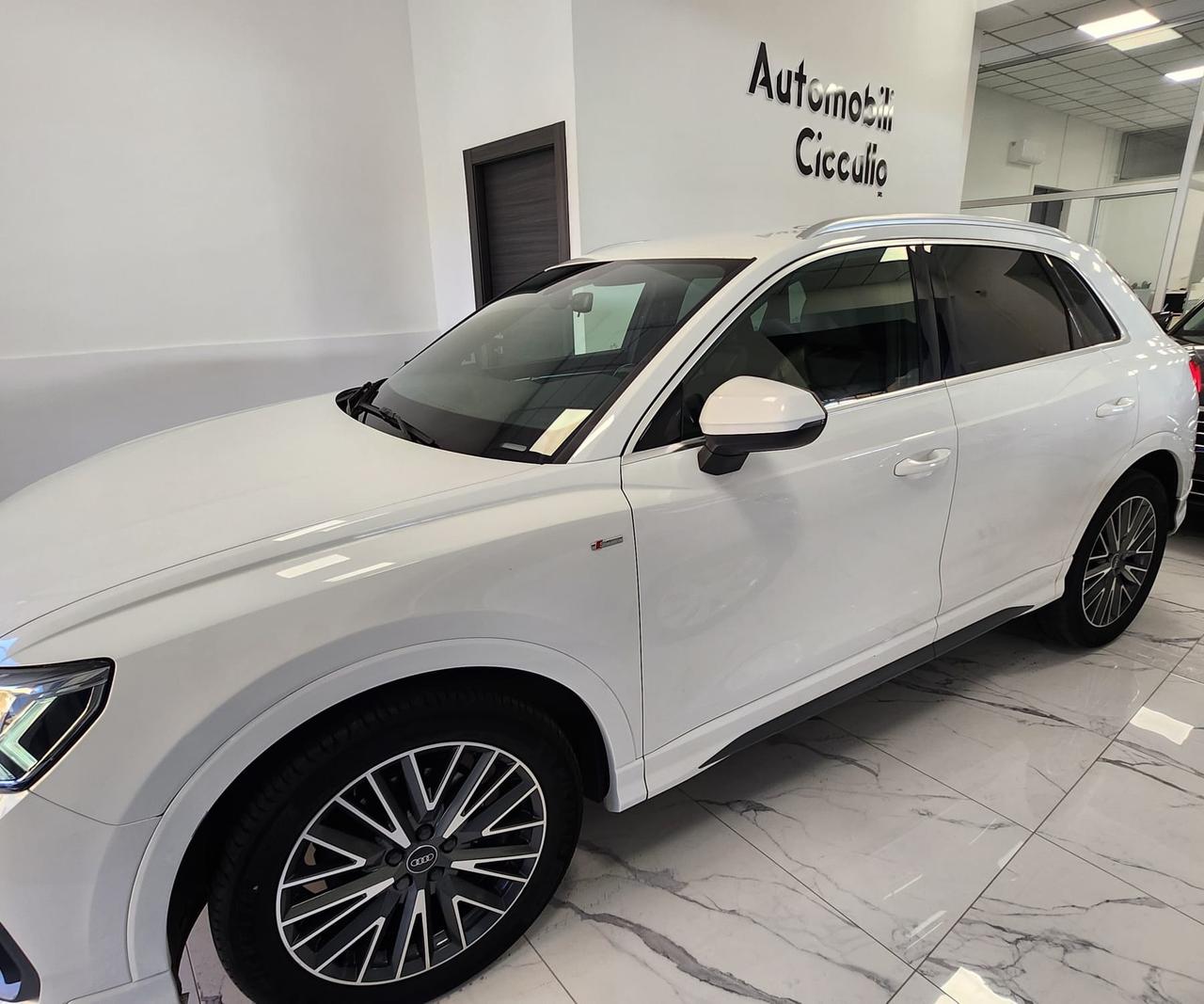 Audi Q3 S-LINE 35 TDI S tronic S line edition