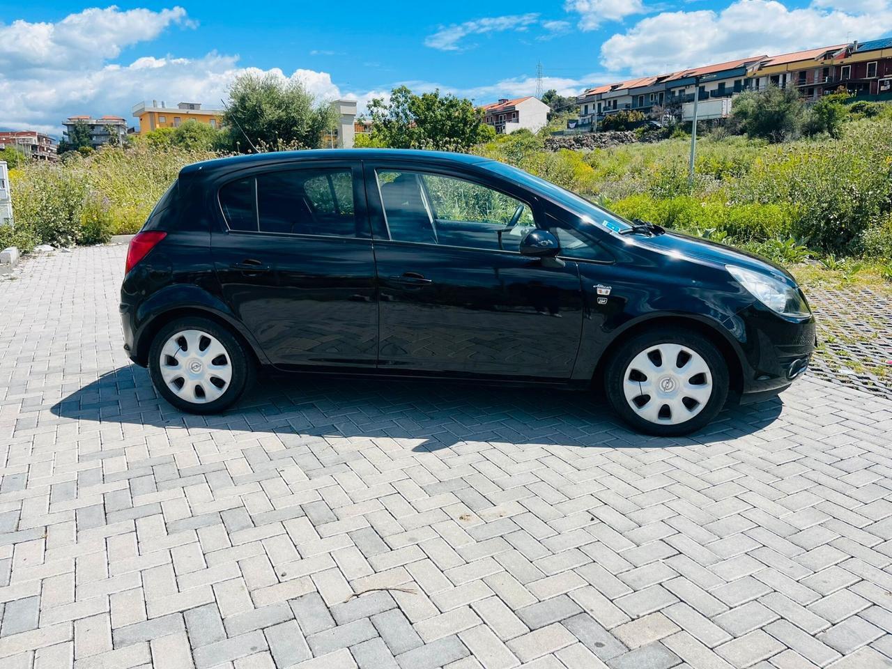Opel Corsa 1.3CDTI NEOPATENTATI NUOVA 2010