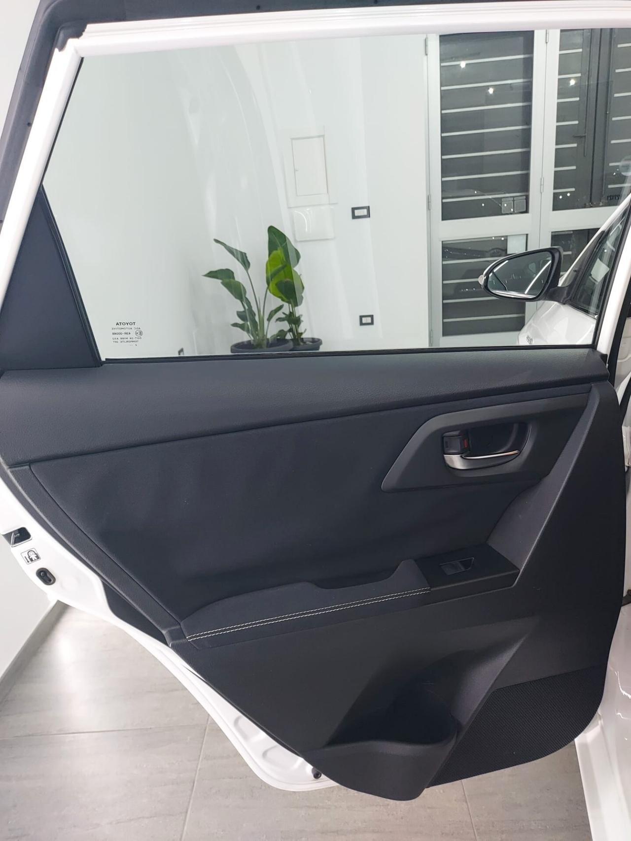 Toyota Auris 1.8 Hybrid 5 porte Lounge