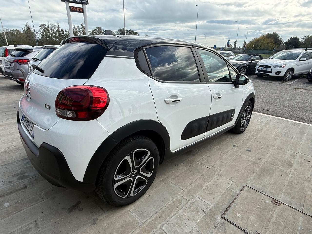 Citroen C3 PureTech 82 GPL Feel