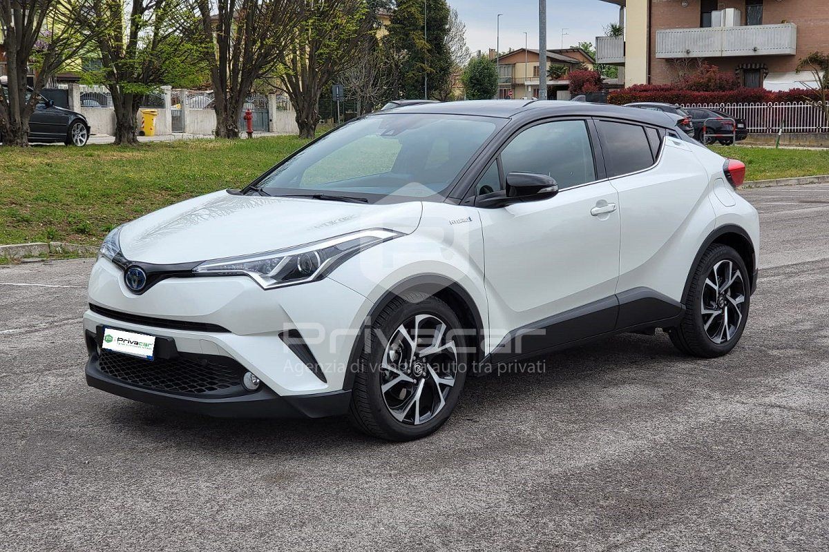 TOYOTA C-HR 1.8 Hybrid E-CVT Style