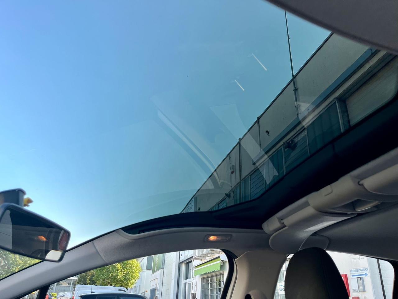 Citroen C3 1.2benz 2015 93.000km per neopatentati