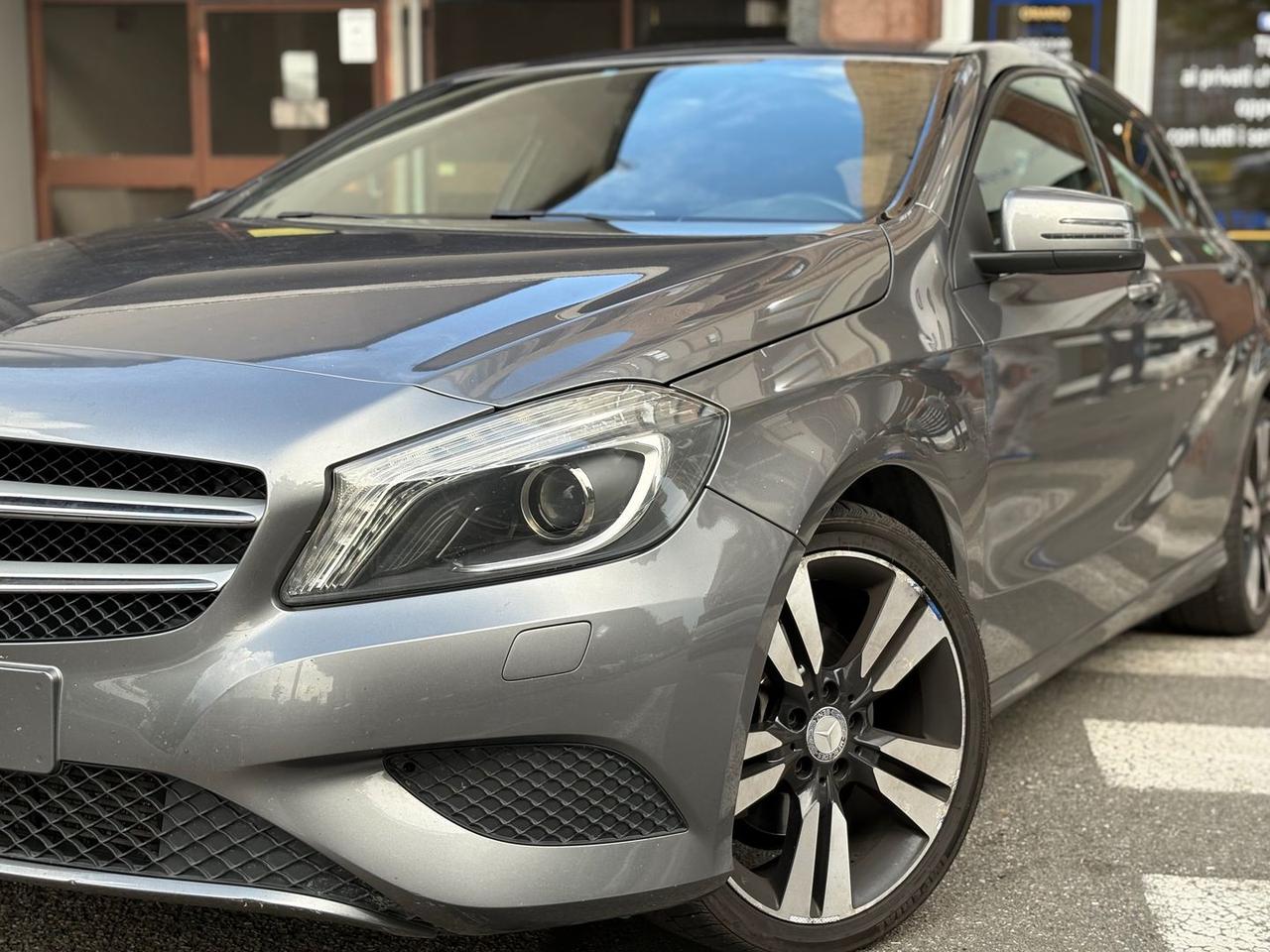 Mercedes-Benz A 200 CDI BlueEFFICIENCY Sport #5435
