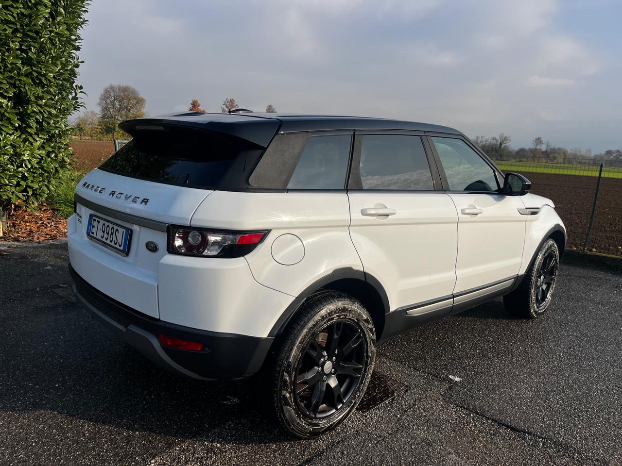 Land Rover Range Evoque 2.2 TD4 5p. Pure Tech Pack Launch Edition