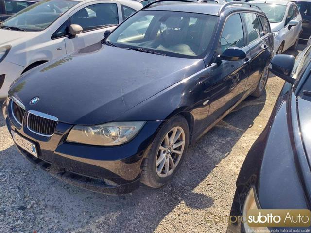 BMW 320 d Automatica Navi Touring MSport