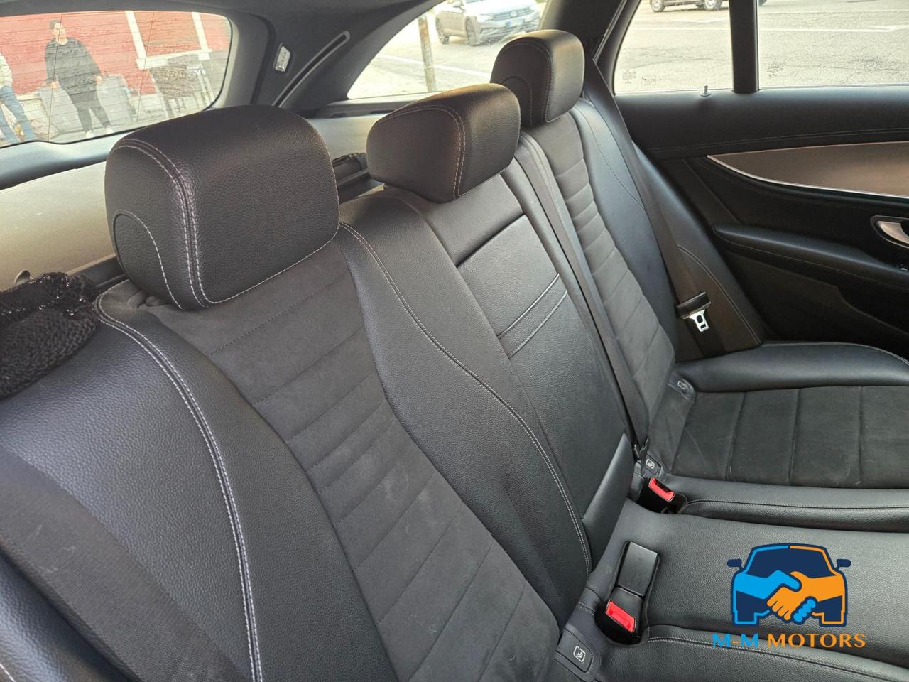 Mercedes E 220 Premium Plus