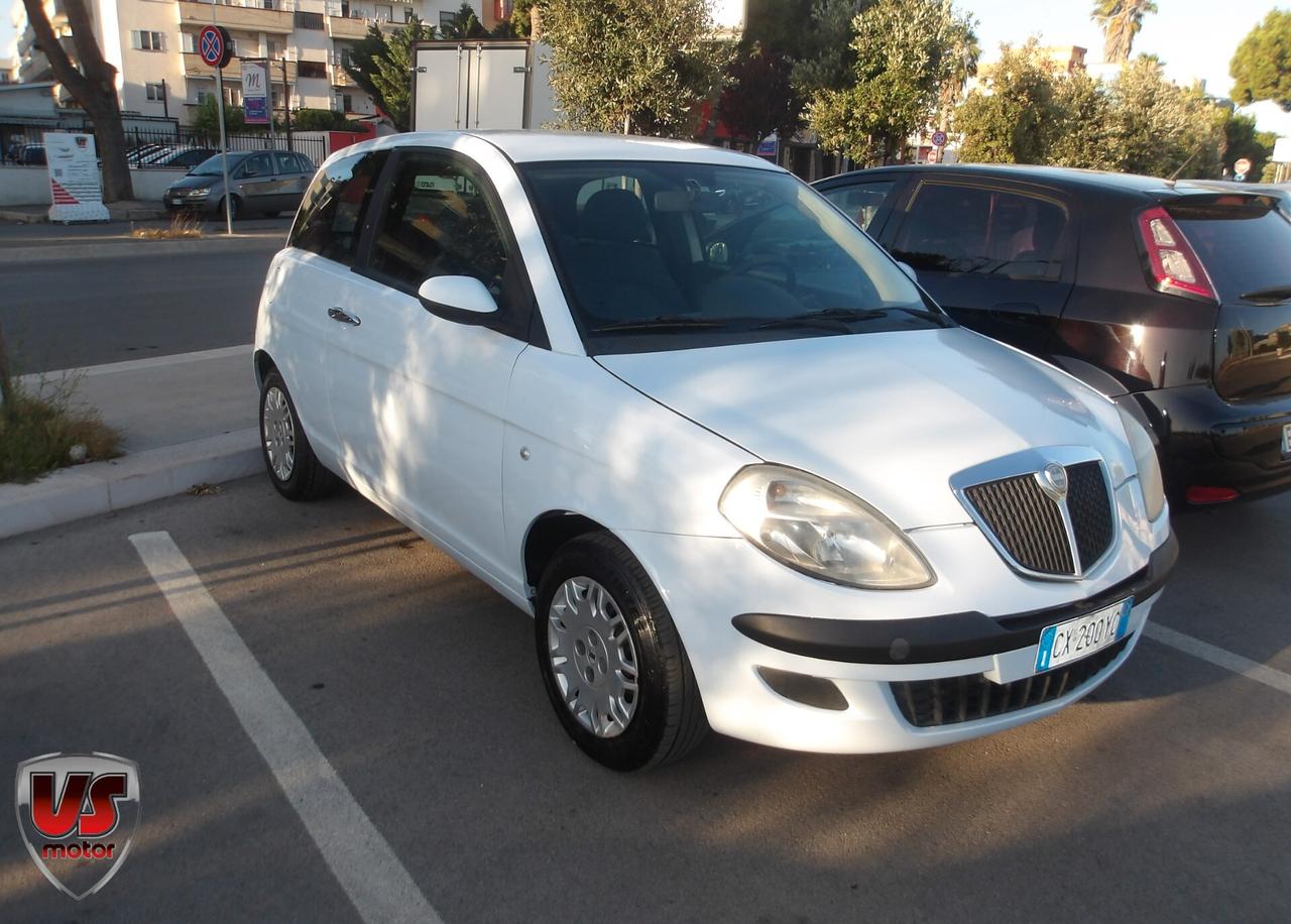 LANCIA YPSILON 1.2 B/GPL-2005