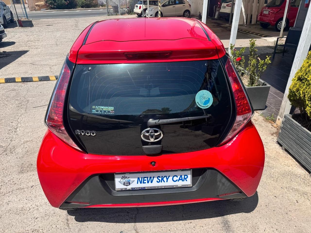 Toyota Aygo 1.0 VVT-i 69 CV 5 porte x-cool TSS