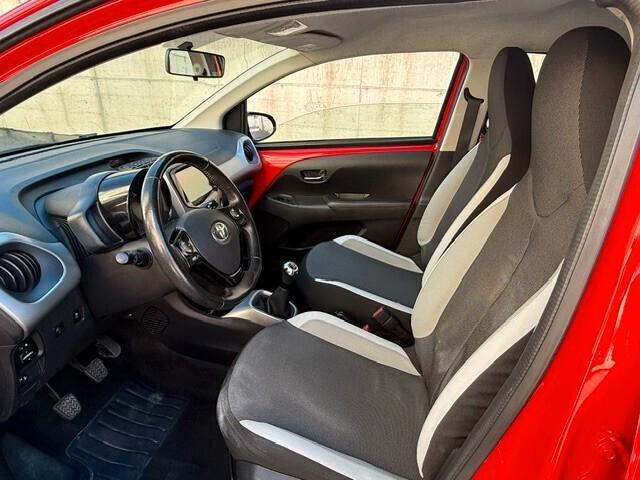 Toyota Aygo 1.0 VVT-i X-Wave