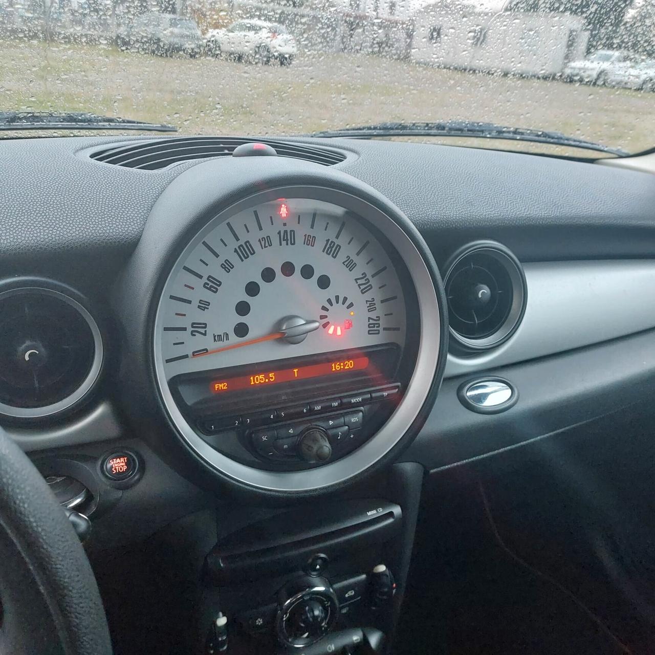 Mini 1.6 16V One (72kW)