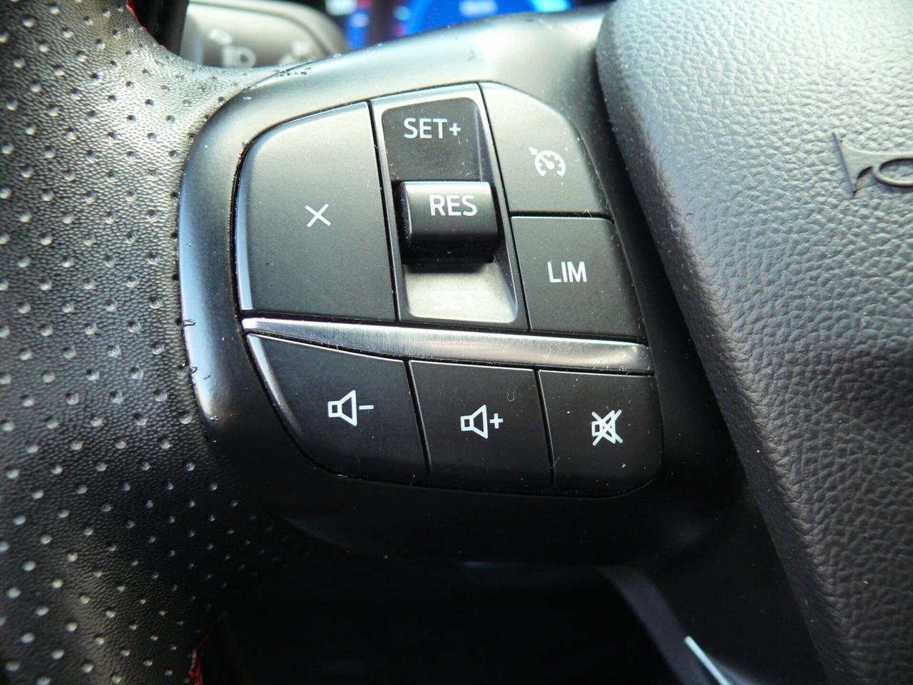 Ford Kuga 1.5 EcoBlue ST-Line (M1253)