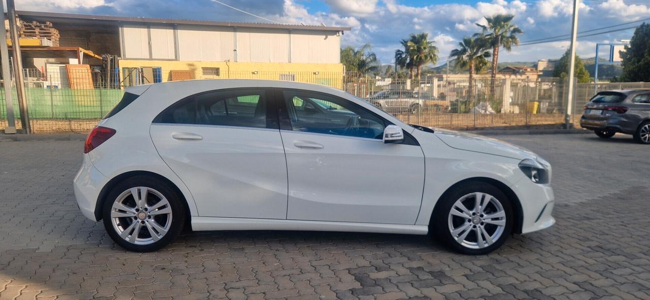 Mercedes-benz A 180 d Sport 2016
