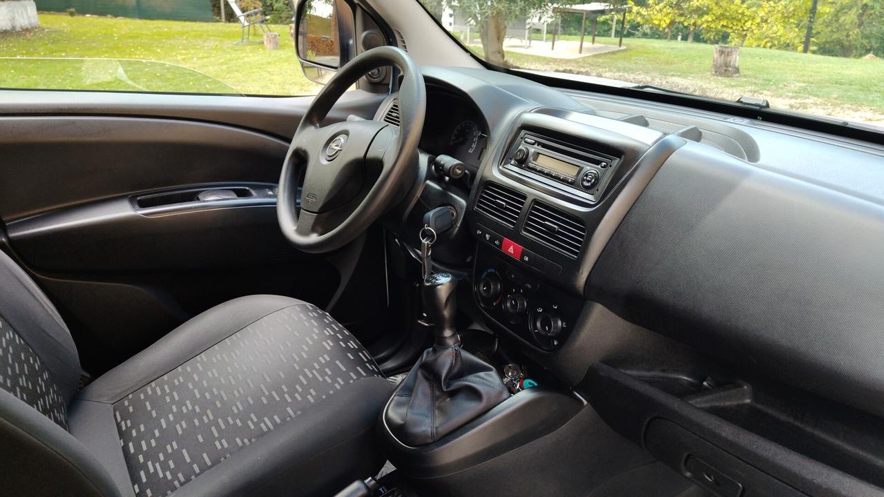 Opel Combo 1.3 Multijet 95cv euro 6