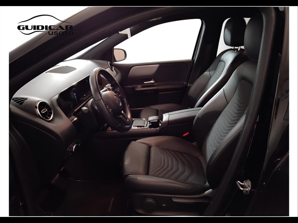 Mercedes-Benz Classe B - W247 2018 - B 180 d Sport auto