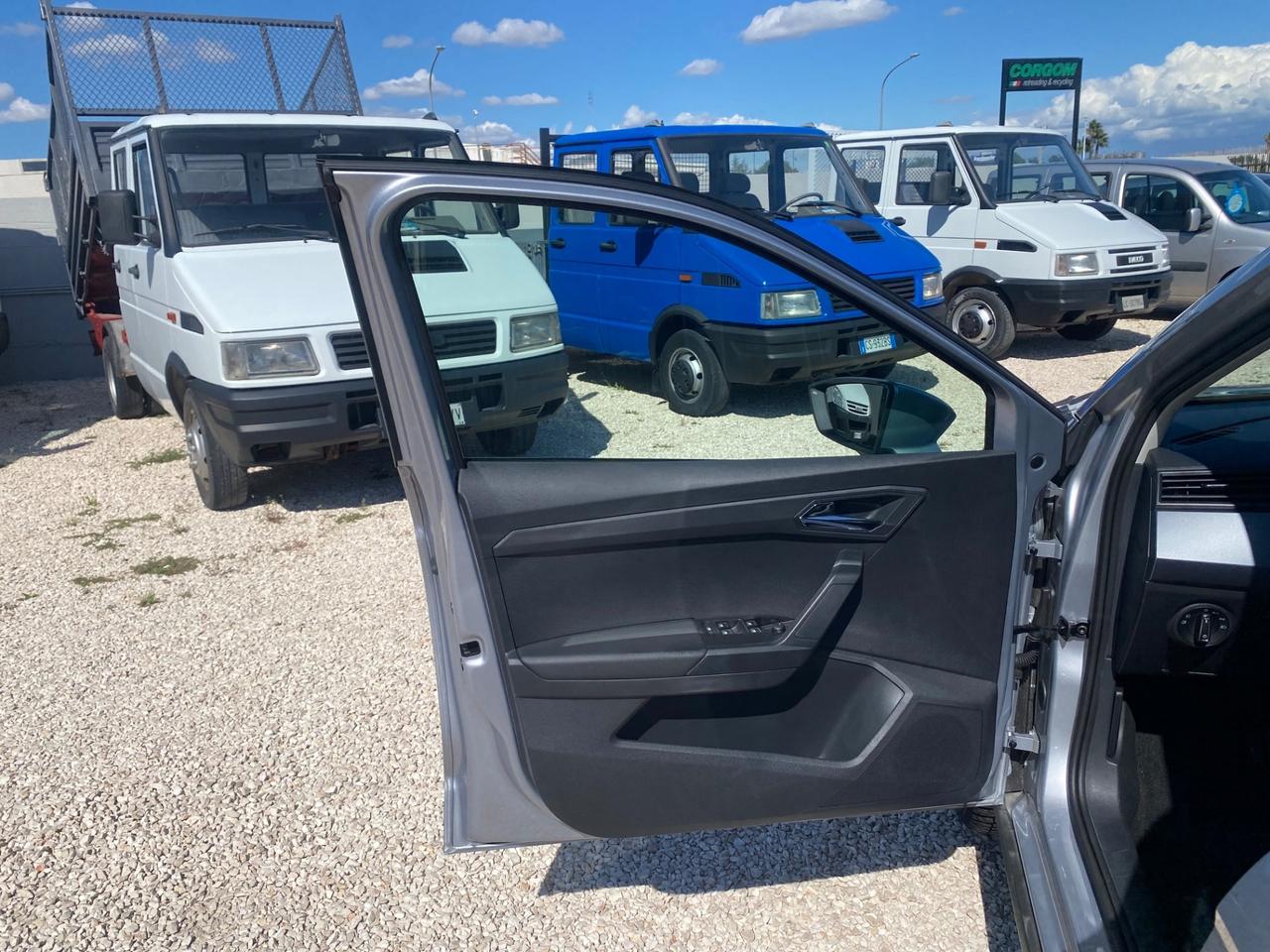 Seat Arona 1.6 TDI 95 CV Style IVA ESPOSTA AUTO ITALIANA TAGLIANDI UFFICIALI CASA MADRE