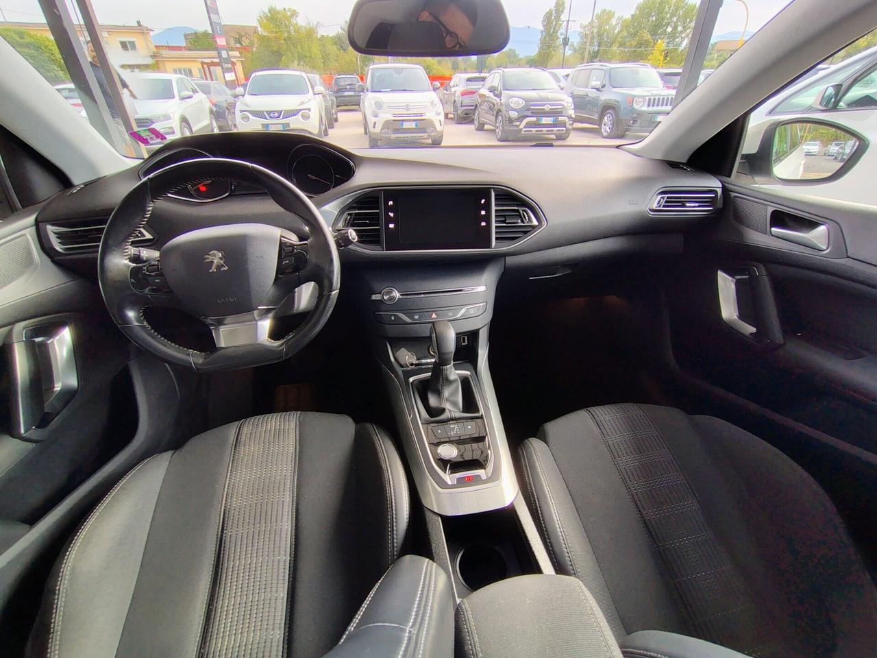 Peugeot 308 BlueHDi 120 S&S Business
