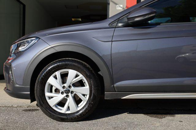VOLKSWAGEN Taigo 1.0 TSI 110 CV DSG Automatica per NEOPATENTATI