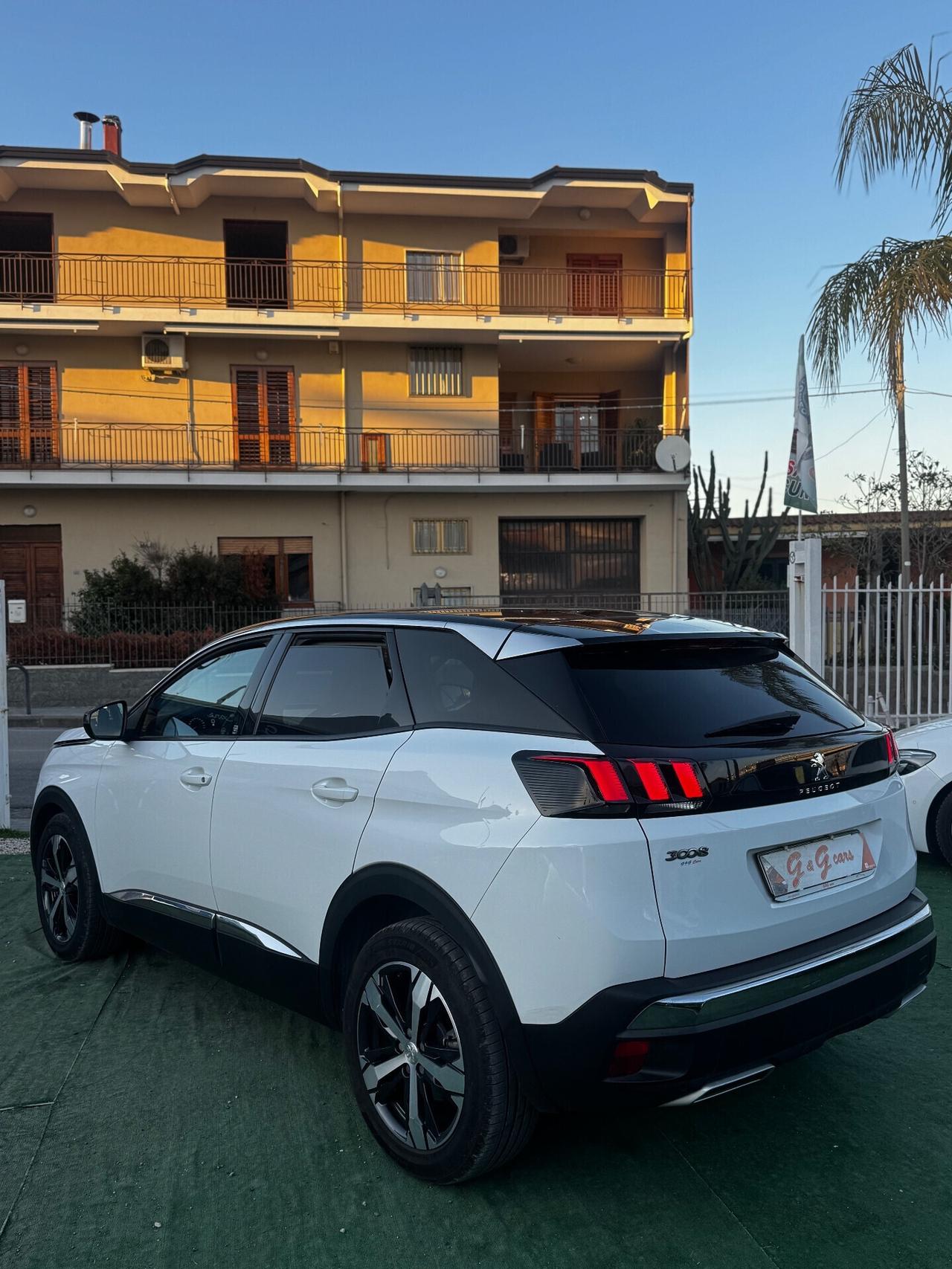 Peugeot 3008 BlueHDi 130 S&S EAT8 ALLURE