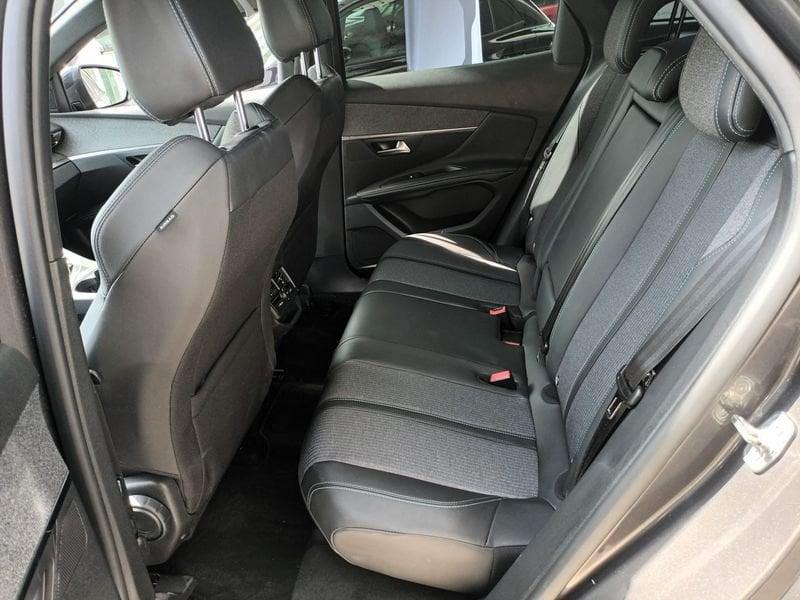 Peugeot 3008 BlueHDI 130 EAT8 S&S Allure Pack