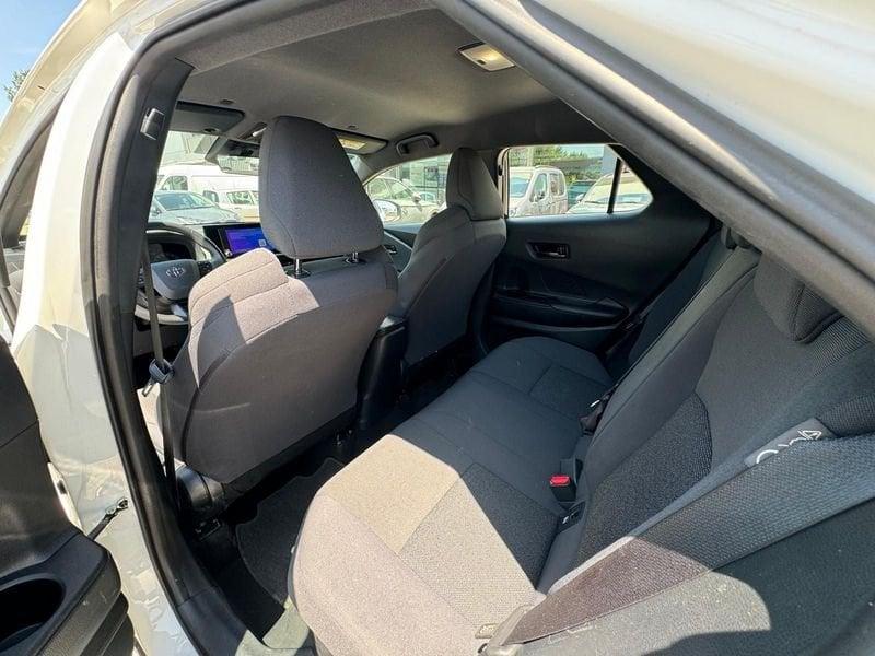 Toyota C-HR 1.8 HV E-CVT Active