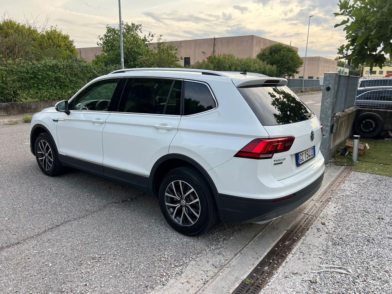 Volkswagen Tiguan 2.0 TDI SCR DSG Sport BlueMotion Technology