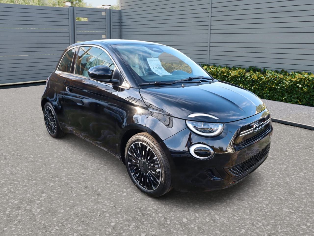 FIAT New 500 1.0cc 65cv Hybrid ICON + Pack Style