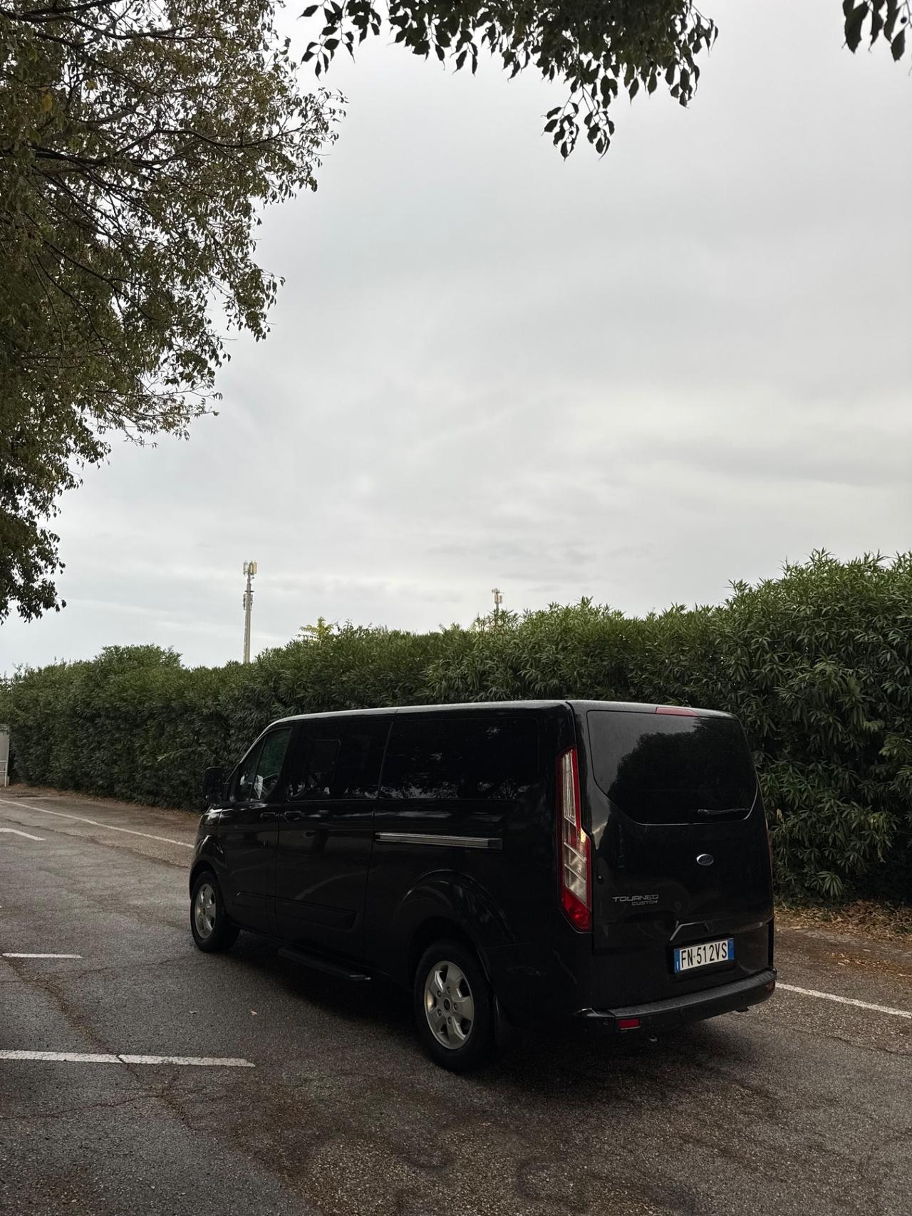 Ford Tourneo Custom 310 2.0 TDCi 130CV PL Titanium