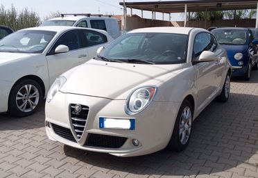 Alfa Romeo MiTo 1.6 JTDm 16V Distinctive Sport Pack