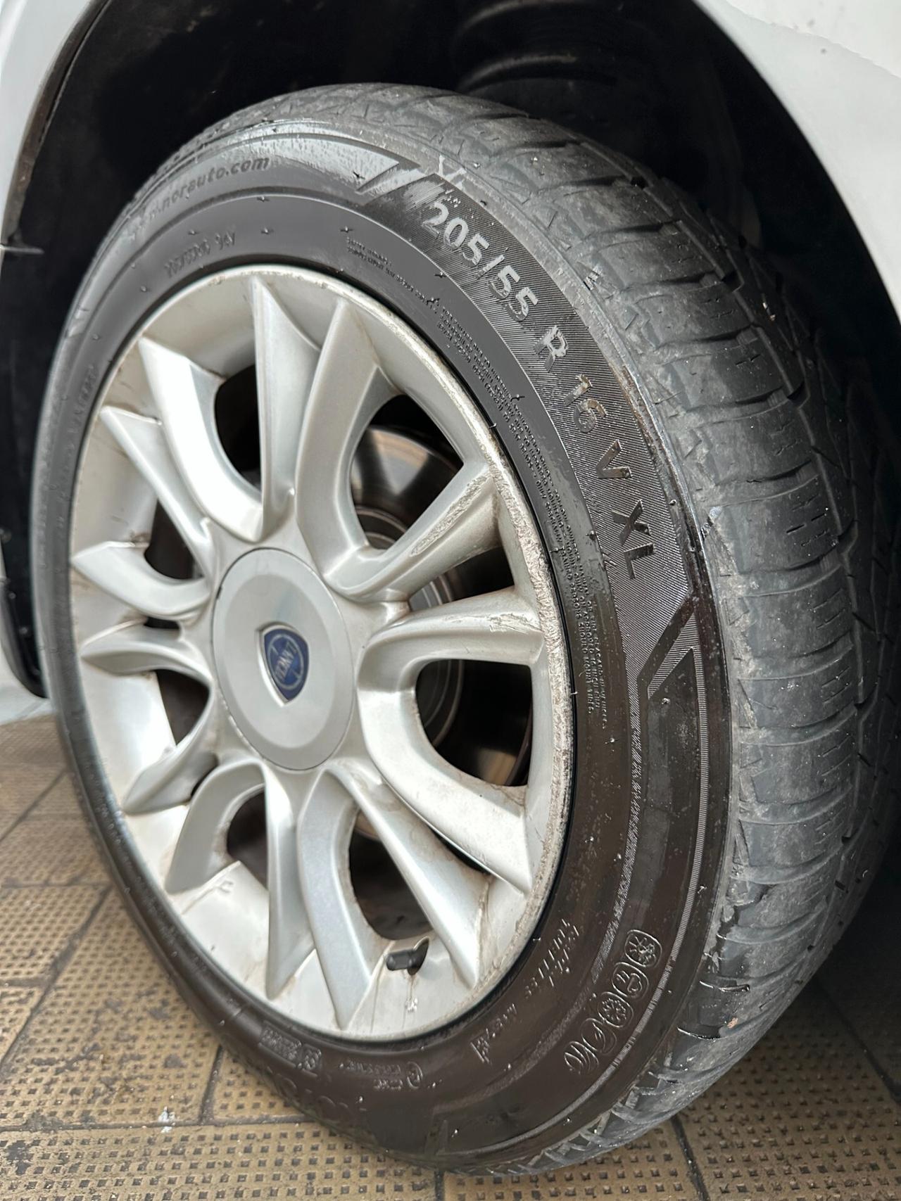 Lancia Delta 1.4 Benz, Full Opt, Tetto aprib, Euro 5, si neopa