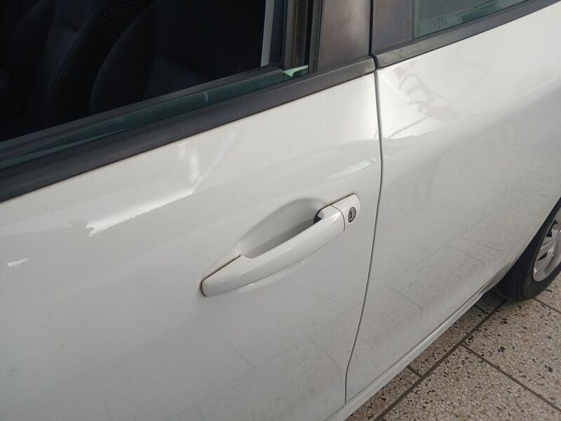 Peugeot 208 BlueHDi 75 5 porte Active