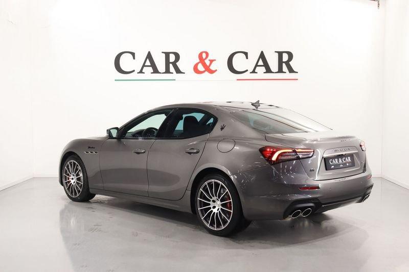 Maserati Ghibli Modena Ultima SQ4 430 CV