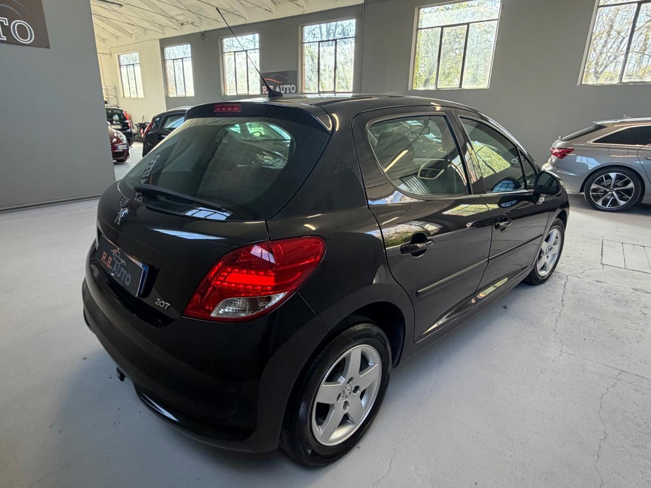Peugeot 207 1.4 8V 75CV 3p. Energie Sport ECO GPL