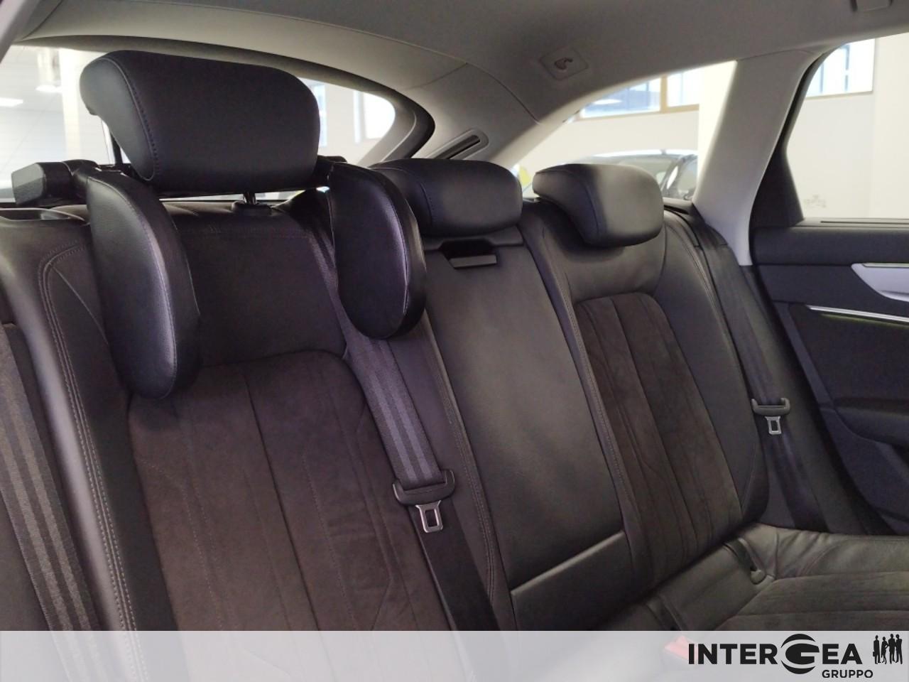 AUDI A6 Avant 40 2.0 tdi mhev Business Sport quattro s-tronic