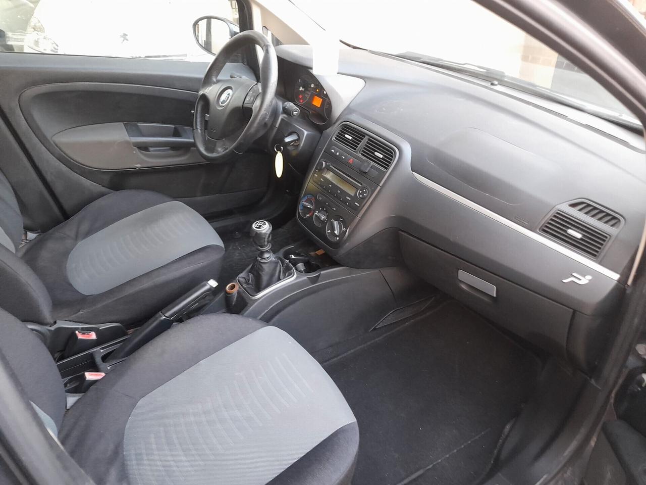 Fiat Grande Punto 1.2 150000KM
