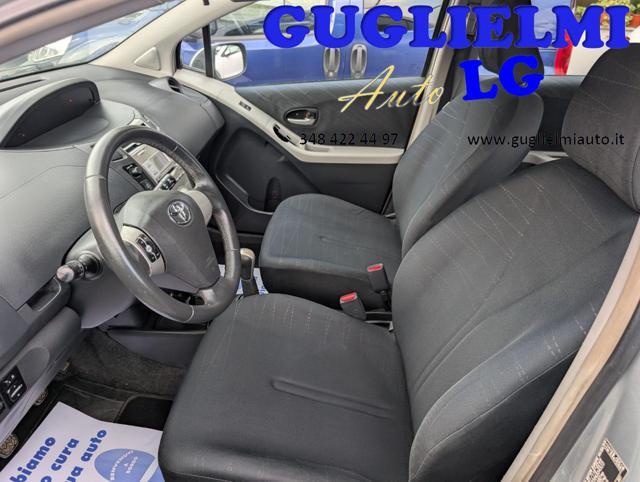 TOYOTA Yaris 1.3 5 porte Sol