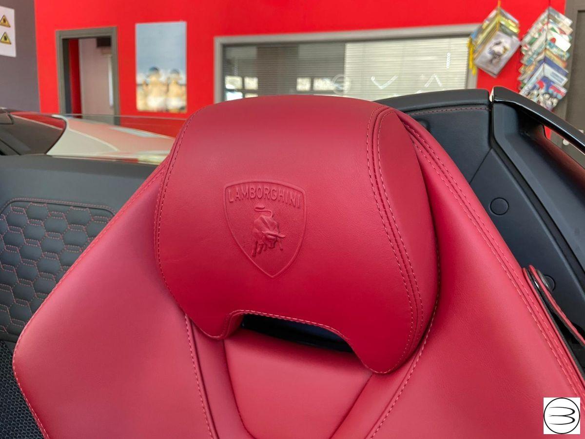 LAMBORGHINI - Huracán - HuracÃ¡n 5.2 V10 AWD Spyder