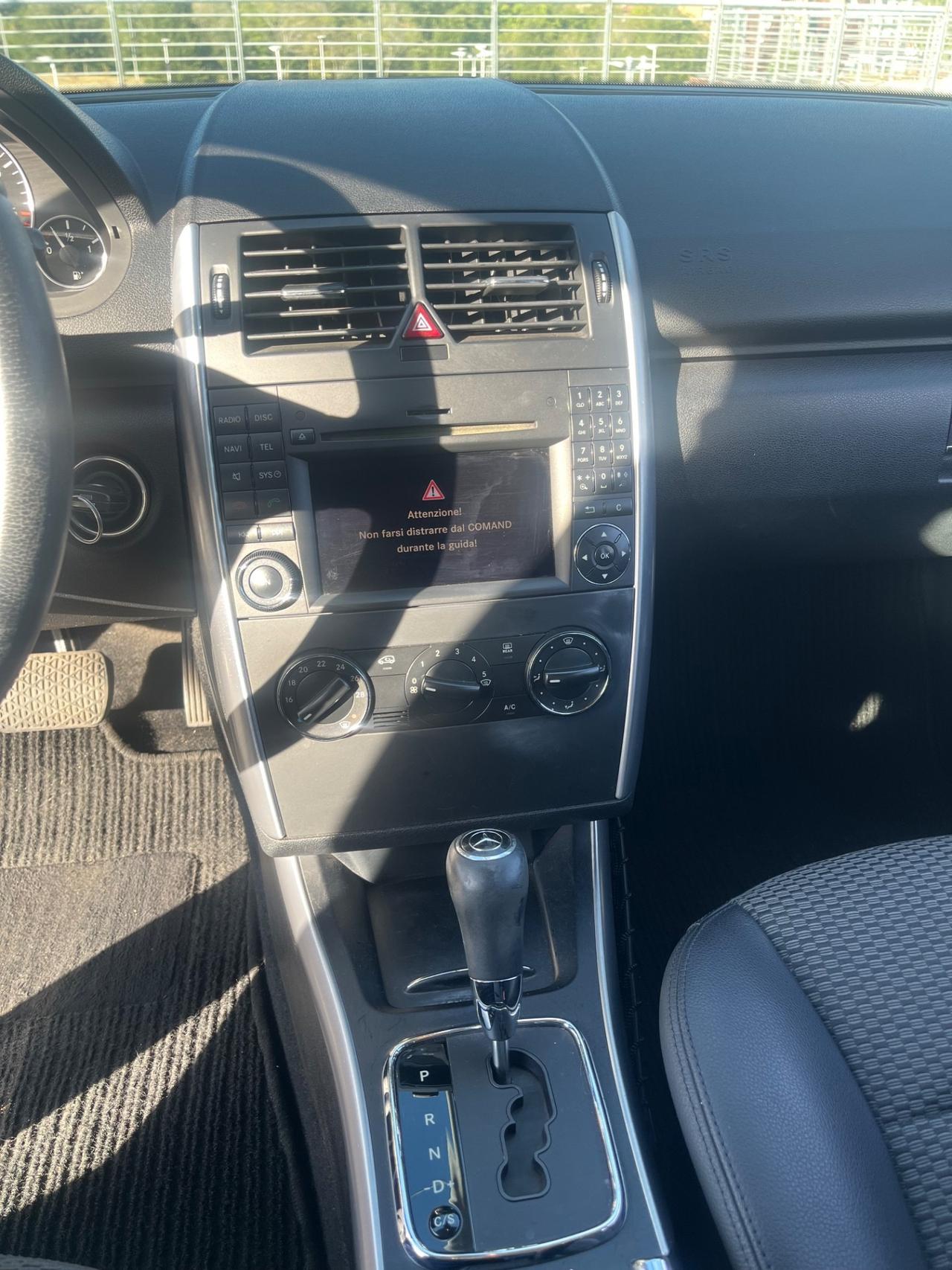 Mercedes-benz A 180 AUTOMATIC Special Edition