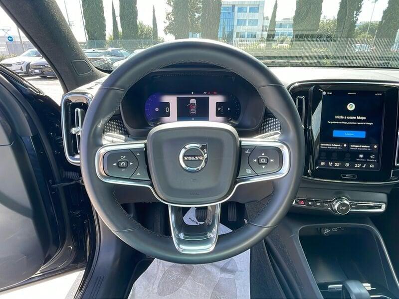 Volvo XC40 B3 automatico Ultra Black Edition