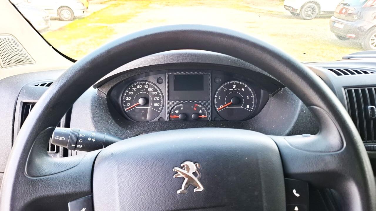 Peugeot Boxer 2.2 165 cv