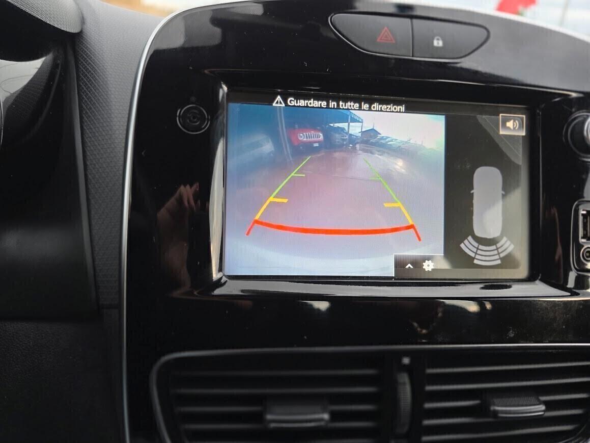 Renault Clio TCe 12V 75 CV 5 porte Moschino Life