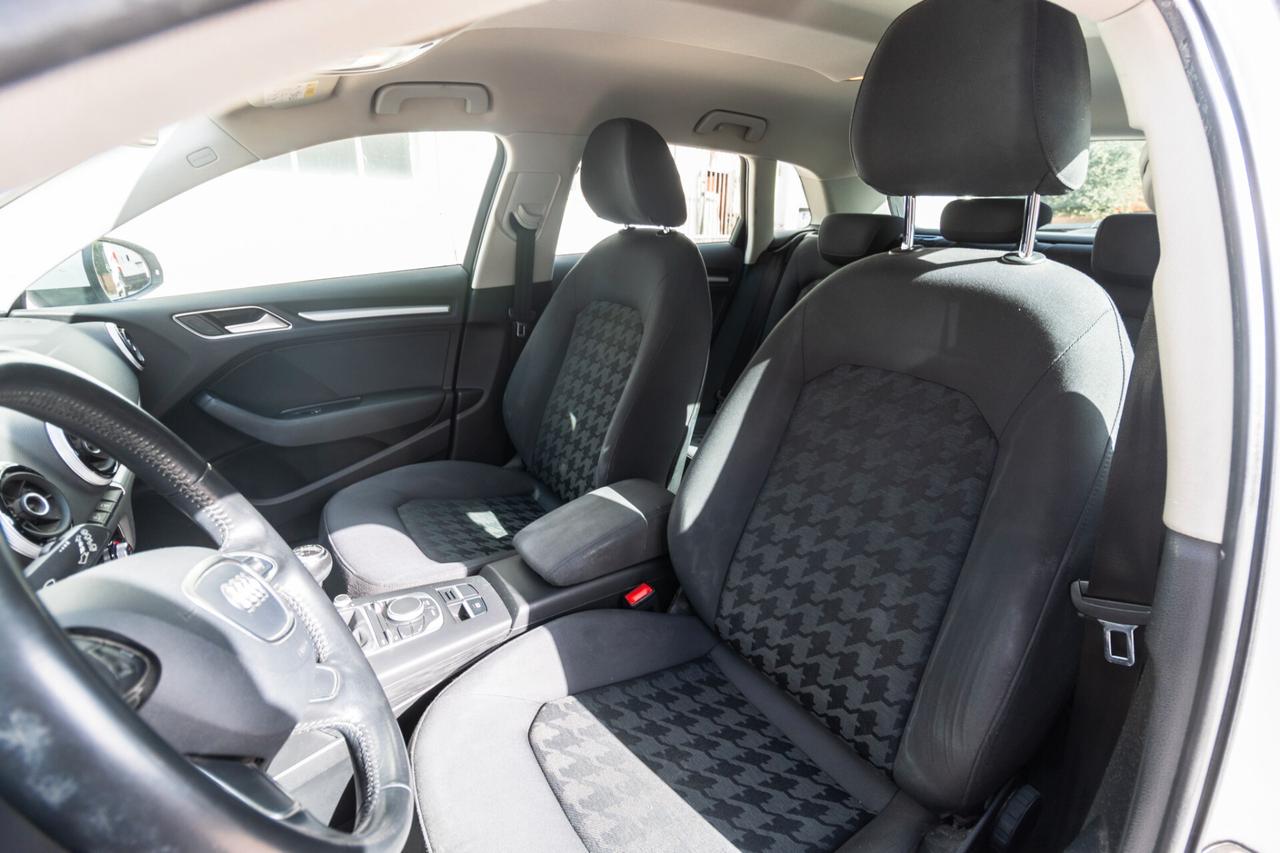 Audi A3 1.6 TDI clean diesel Attraction