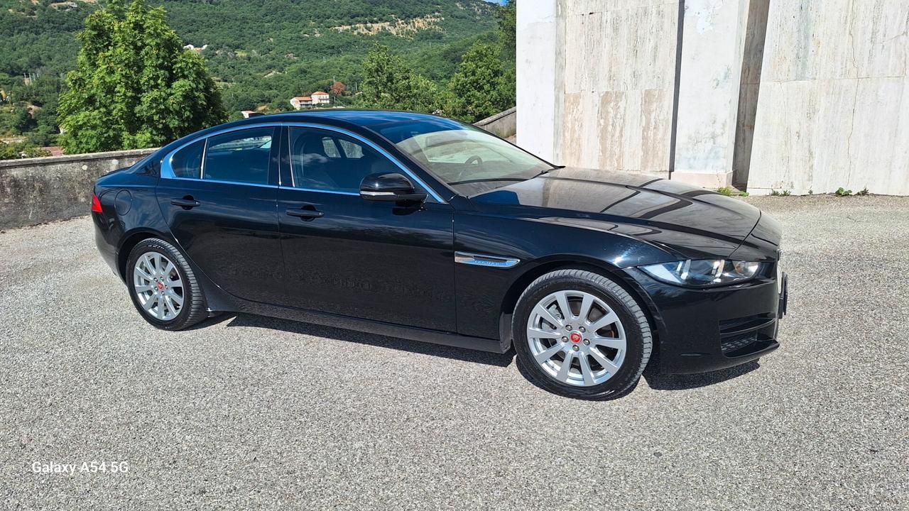 Jaguar XE 2.0 D 180 CV aut. Prestige