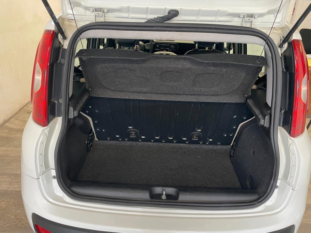 Fiat Panda 1.2 Lounge 117.000 Km! Full Neopatentati
