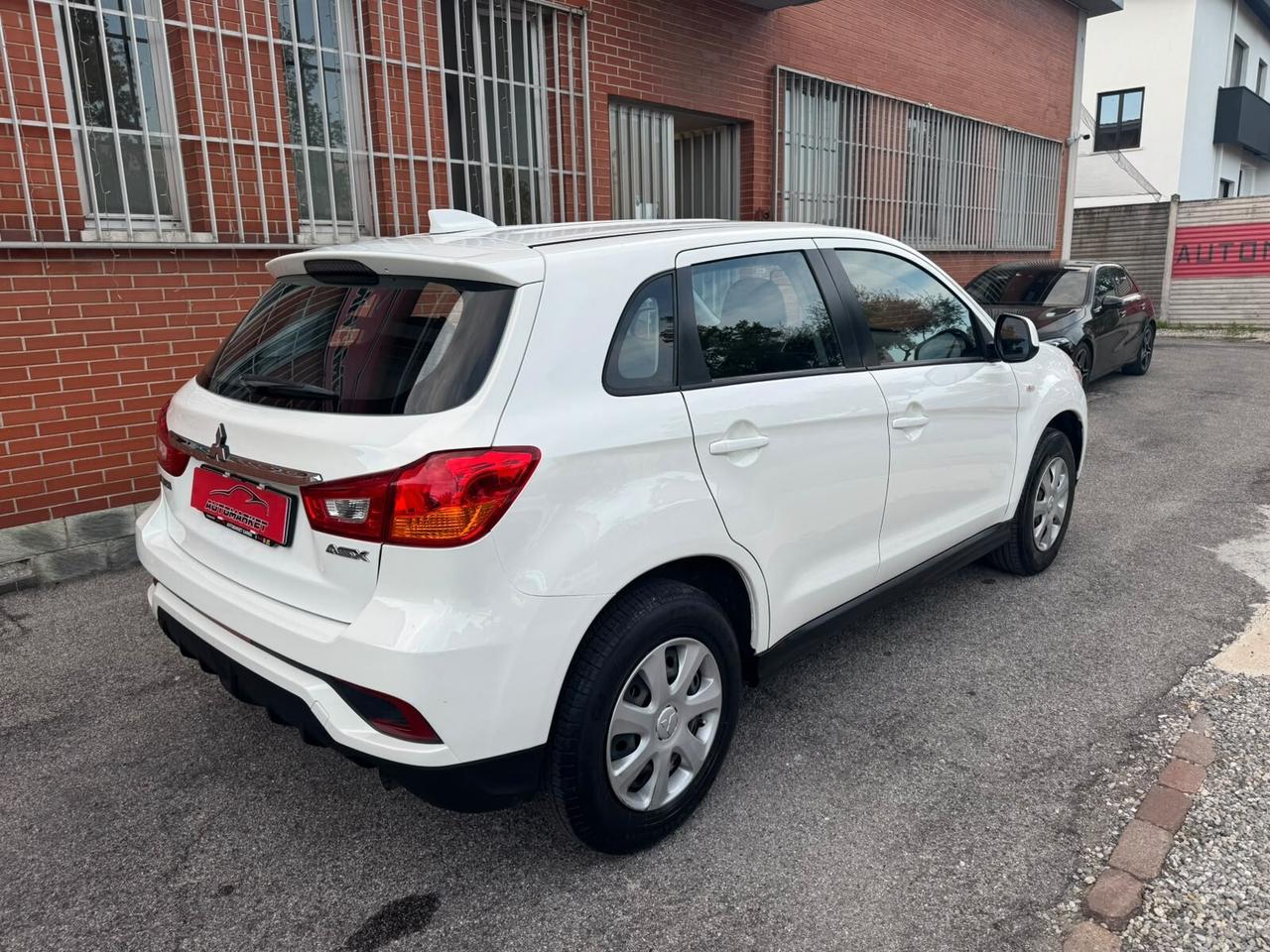 Mitsubishi ASX 1.6 2WD GPL Bi-Fuel Invite Navi